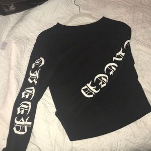 Long-sleeved “Creed”